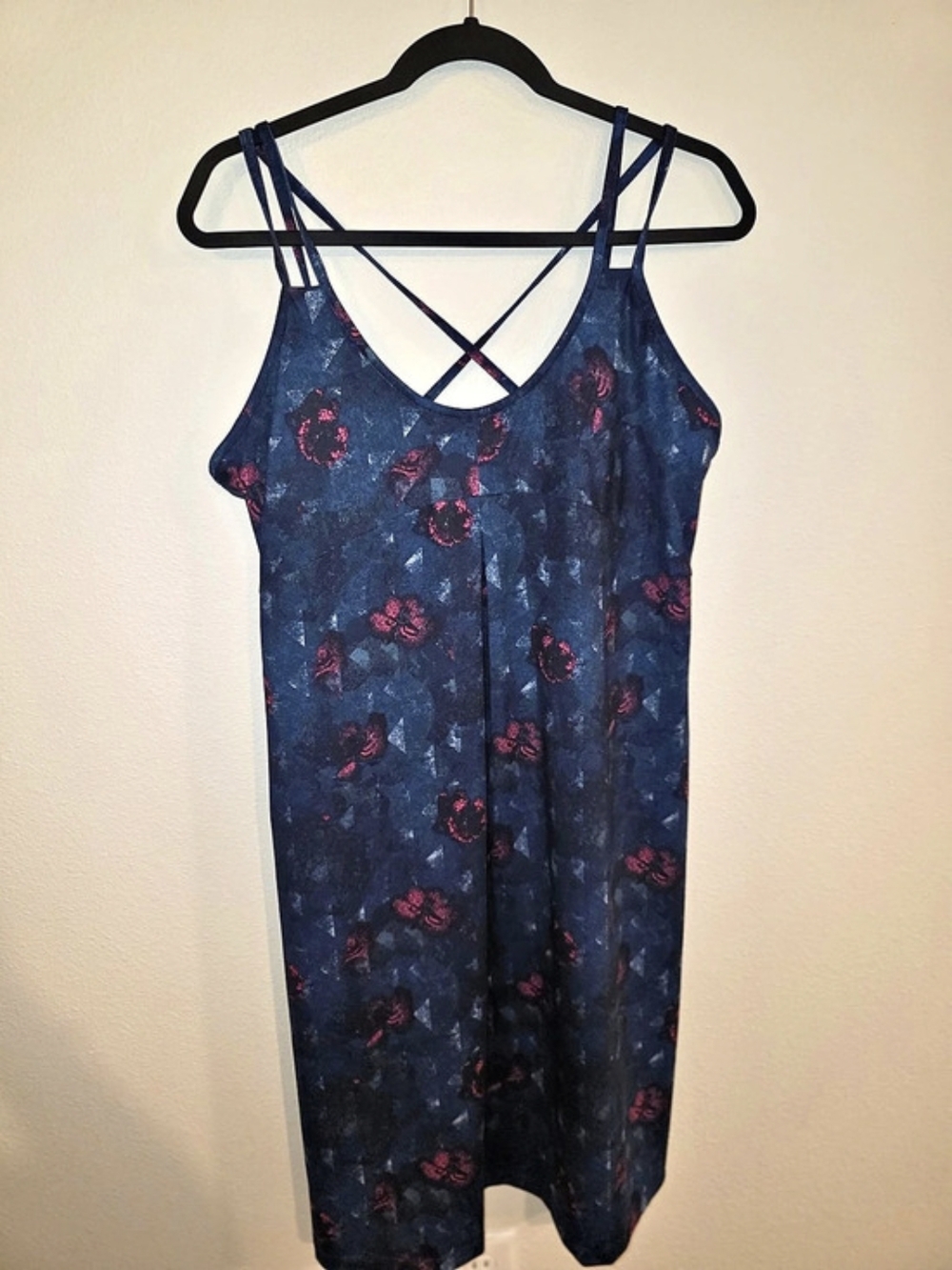 Patagonia Women's Size XL Blue & Purple Floral Active Criss Cross Back Dress